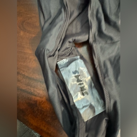 SKIMS SIGNATURE SWIM MID WAIST BOTTOM - Picture 8 of 12